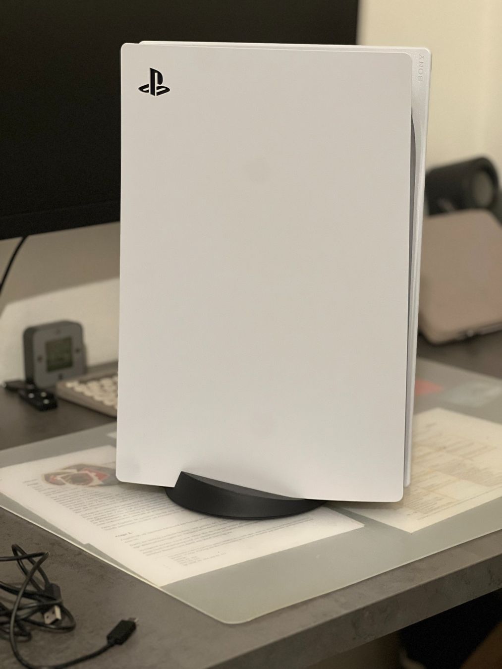 Sony Console: PS5 Set mit 2 Controller, Extra Speicher (5TB) + Spiele – Usato da Lengnau BE venduto da Rron1 2