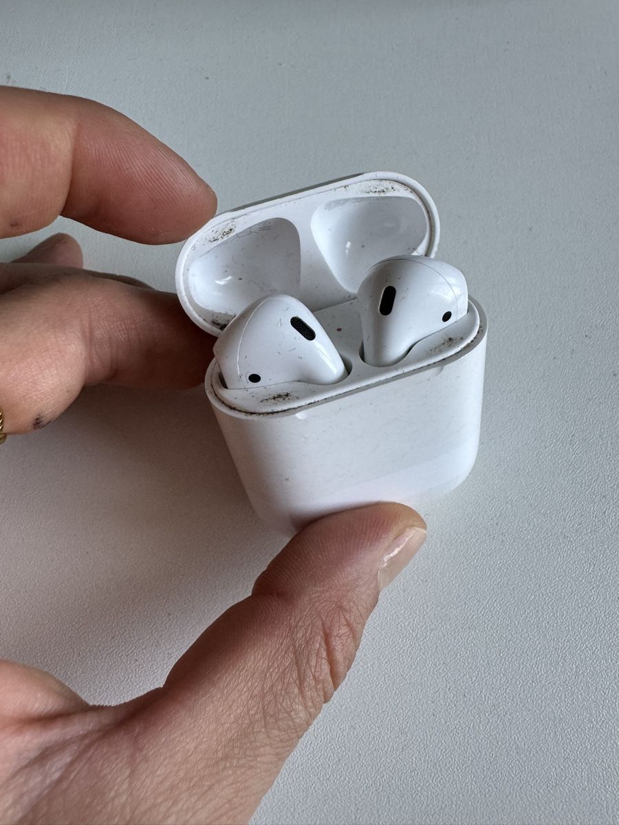 Apple Cuffie: Apple Airpods – Usato da Buochs venduto da nik_r7gm 1