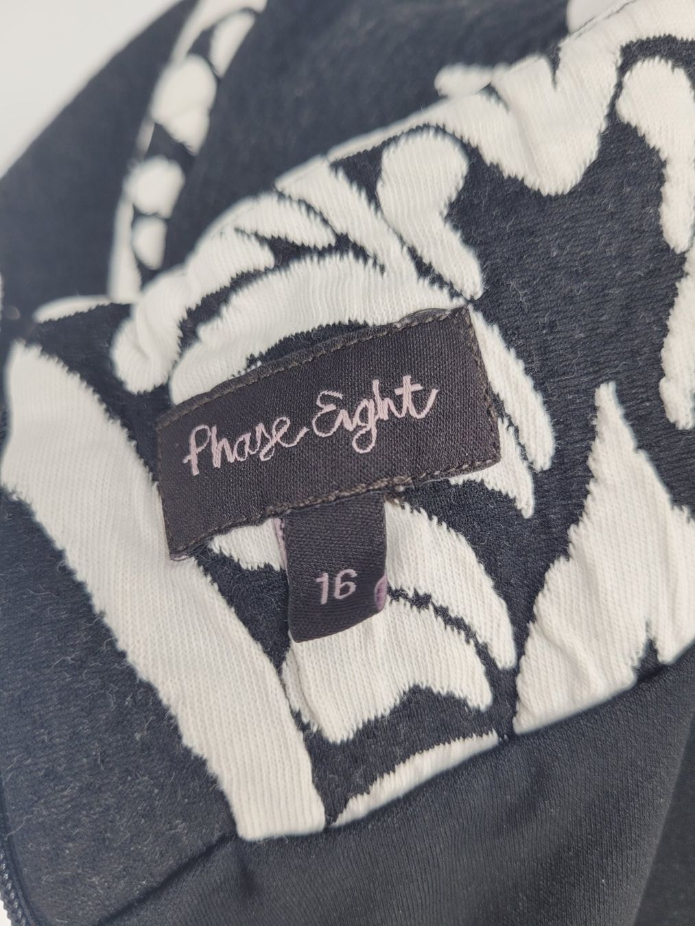 Phase Eight Vestiti: PHASE 8 Robe noir et blanc – Usato da Lausanne venduto da PlusValue_Lausanne 4