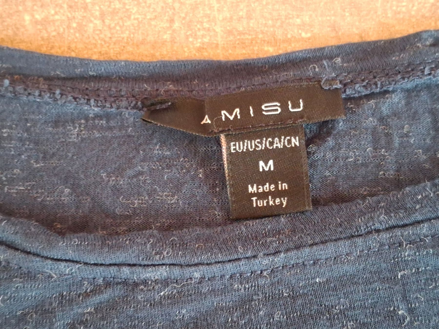 Pullover & Sweatshirts: Pull léger taille M marque Amisu – Gebraucht aus Villiers von san_jn5w 2