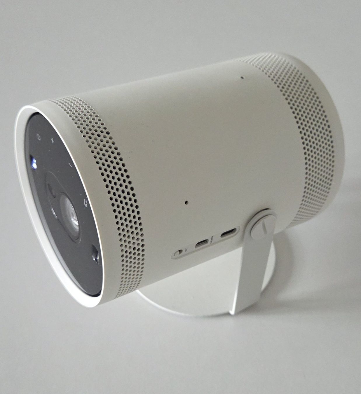 Samsung Videoprojektoren: Samsung The Freestyle 2nd Gen. – Neu (gemäss Beschreibung) aus Glattfelden von bjhu