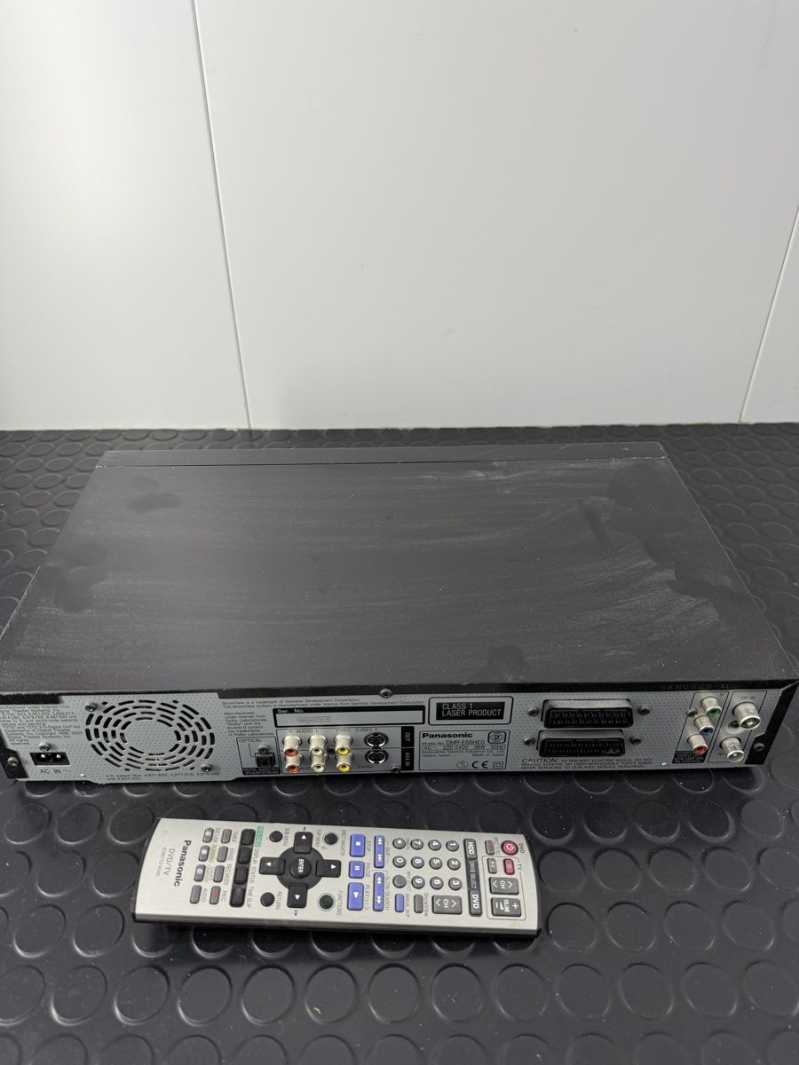 Panasonic Registratori: Panasonic DVD Recorder DMR-E55H mit Fernbedienung – Usato da Muttenz venduto da reb_6z2t 3