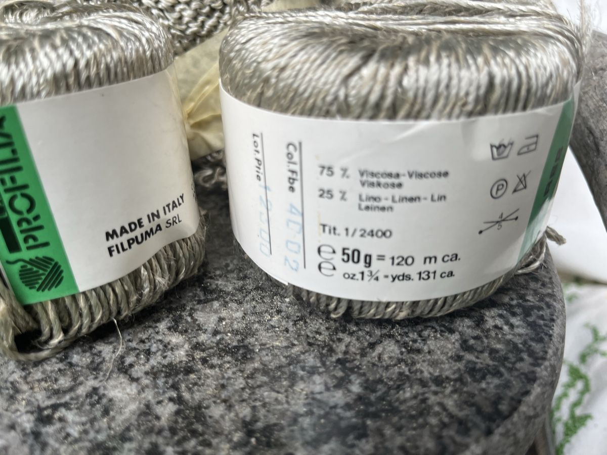 Lana: 6 Knäuel à 50 gr  Leinen 25%, Viscose 75% – Usato da Wila venduto da Fritz-Wila 1