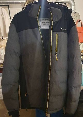 Veste imperméable grise et noire, Taille L