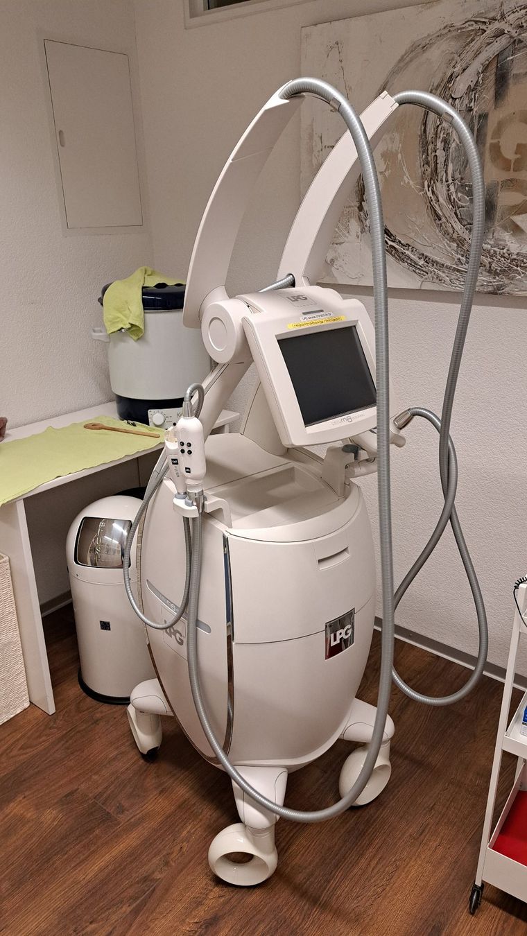 Autres soins du corps: LPG Cellu M6 Integral – D'occasion à Düdingen par stevo1990