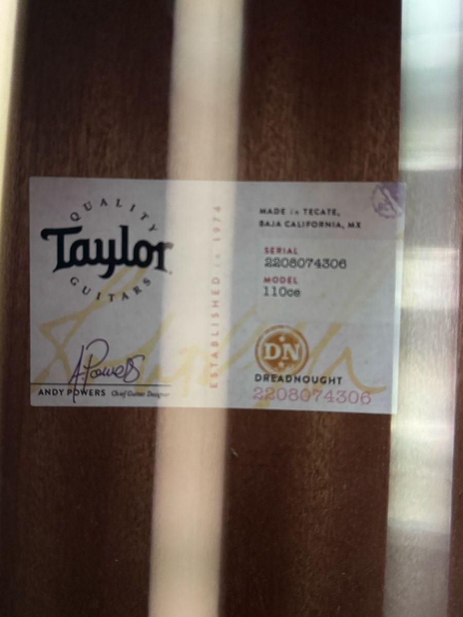 Taylor Musikinstrumente: Taylor 110Ce halbakustisch mit Gurt und Gigbag – Gebraucht aus Dübendorf von Tata09 2
