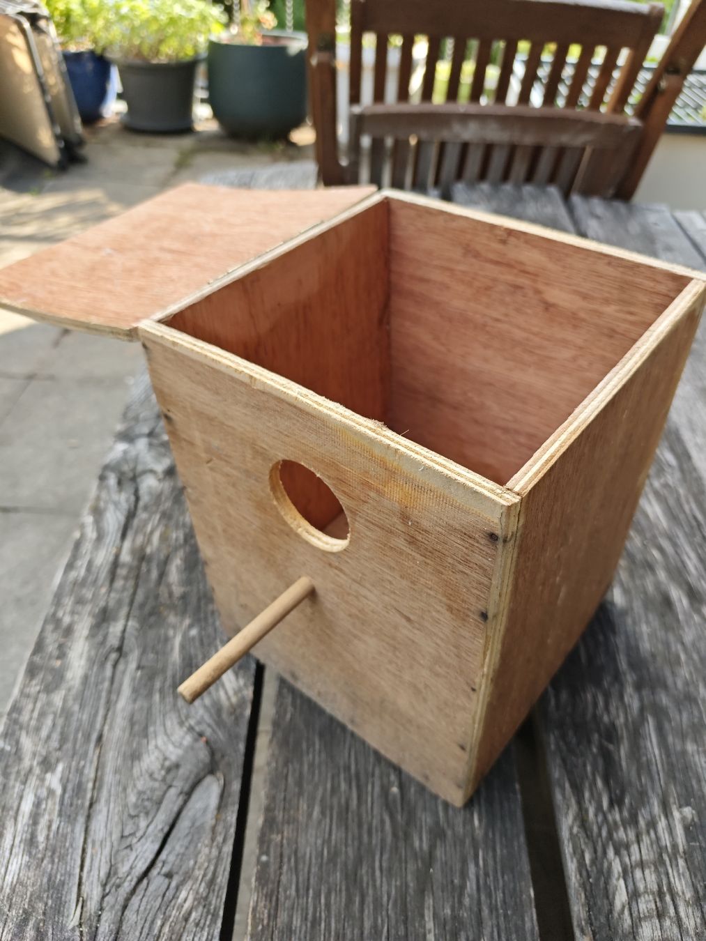 Petites maisons à oiseaux: Nistkasten Holz mit Sitzstange, gebraucht – D'occasion à Biel Bienne par anjasch 1