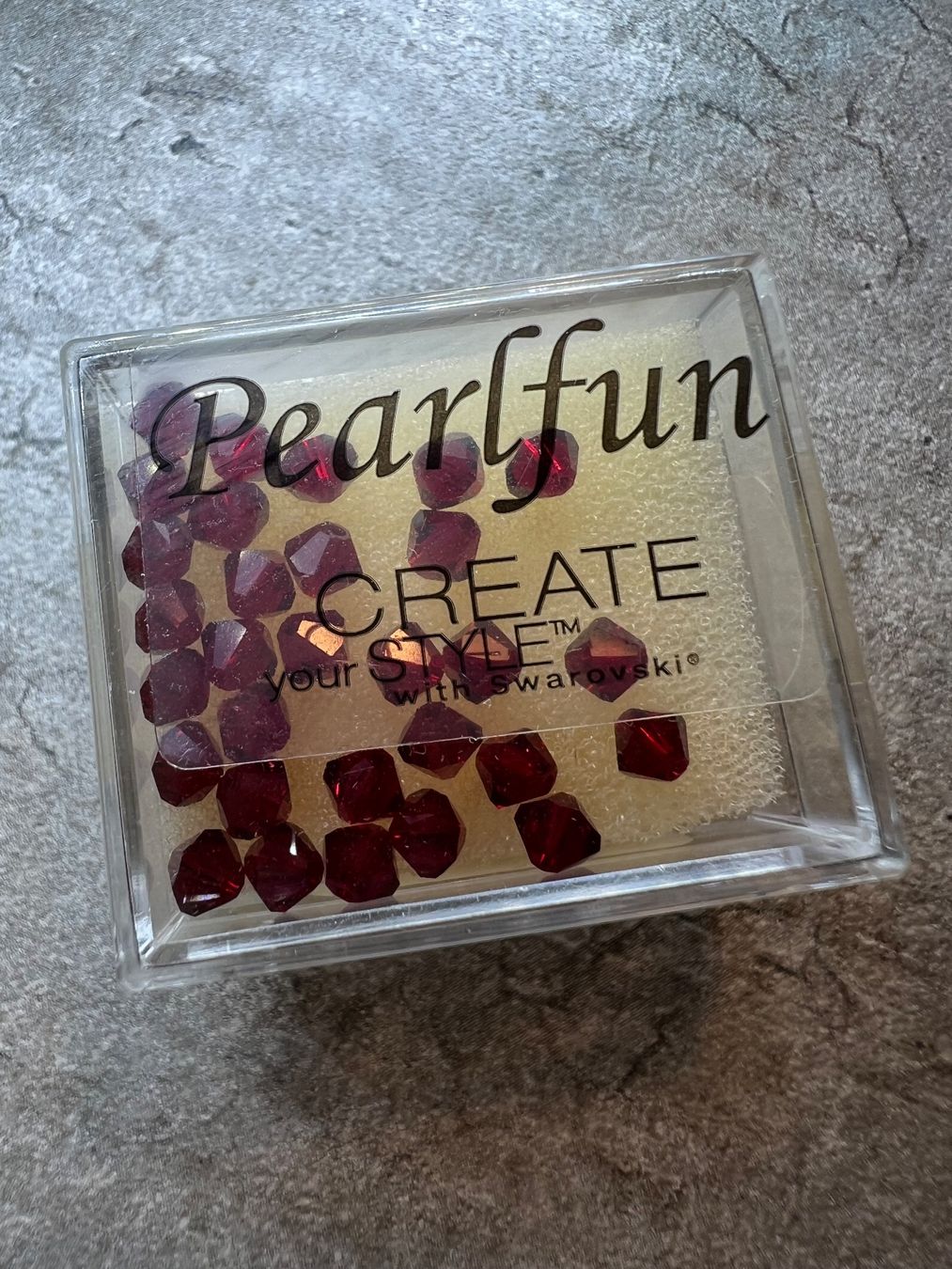 Perles (synthétiques): Swarovski Perlen 4mm – Neuf avec emballage d'origine à Stein AG par Anastasia_Asya 1