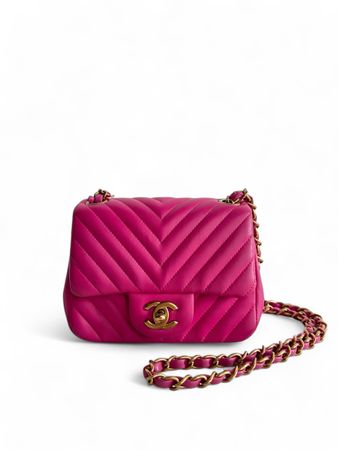 CHANEL Lambskin Chevron Quilted Mini Square Flap Bag Tasche