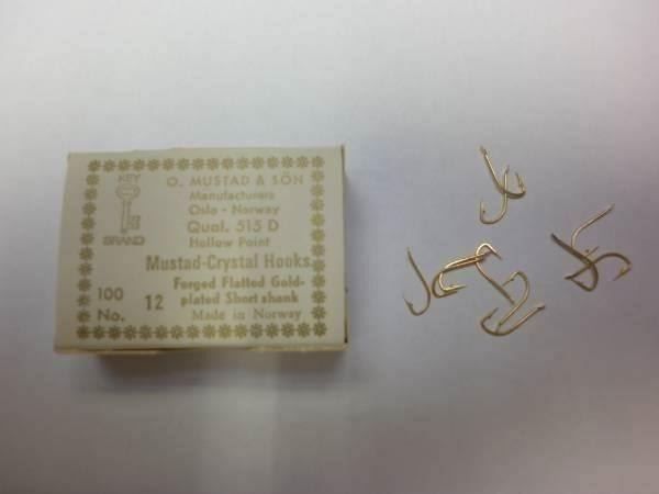 Kit di modellismo & Modellini statici: 100 Mustad 515 D n° 12 – Nuovo e nell'imballaggio originale da Fribourg venduto da versus702