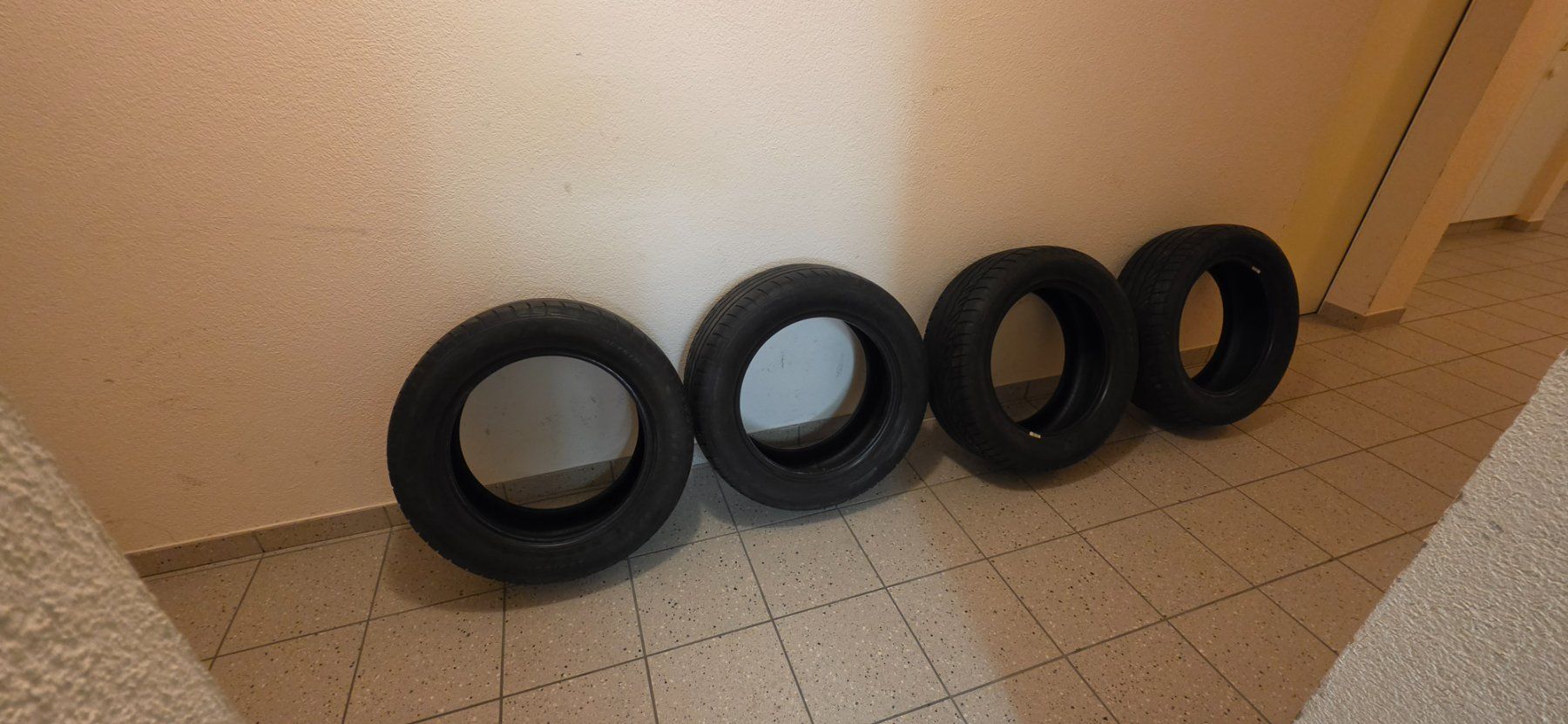 Dunlop Pneumatici & Ruote complete: pneus été – Usato da Vuadens venduto da k20afn2typer 3
