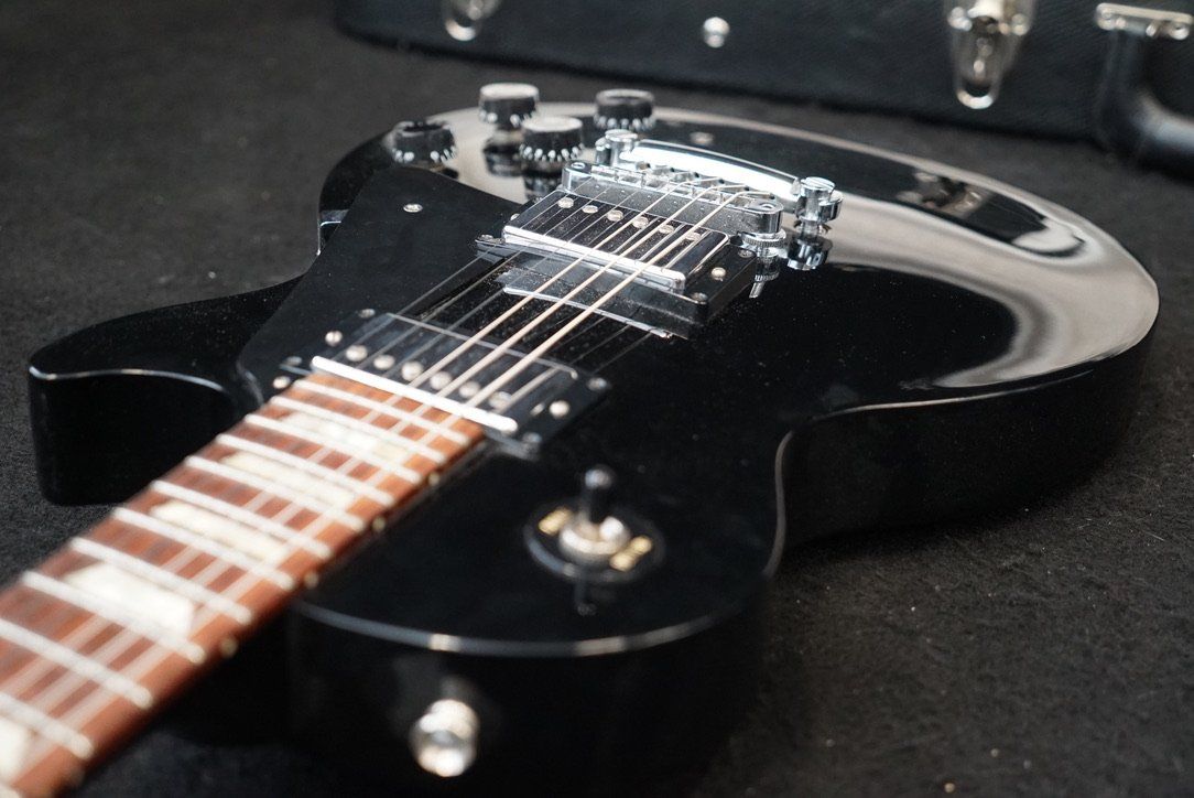 Gibson Strumenti musicali: Gibson Les Paul Studio Ebony 2008 Electric Guitar – Usato da Ortschwaben venduto da Musictrade 5