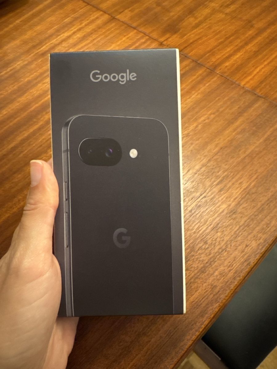 Google Handys / Smartphones: NEW Google Pixel 9A 128gb Obsidian  – Neu und originalverpackt aus Thalwil von Raphael_GT 1