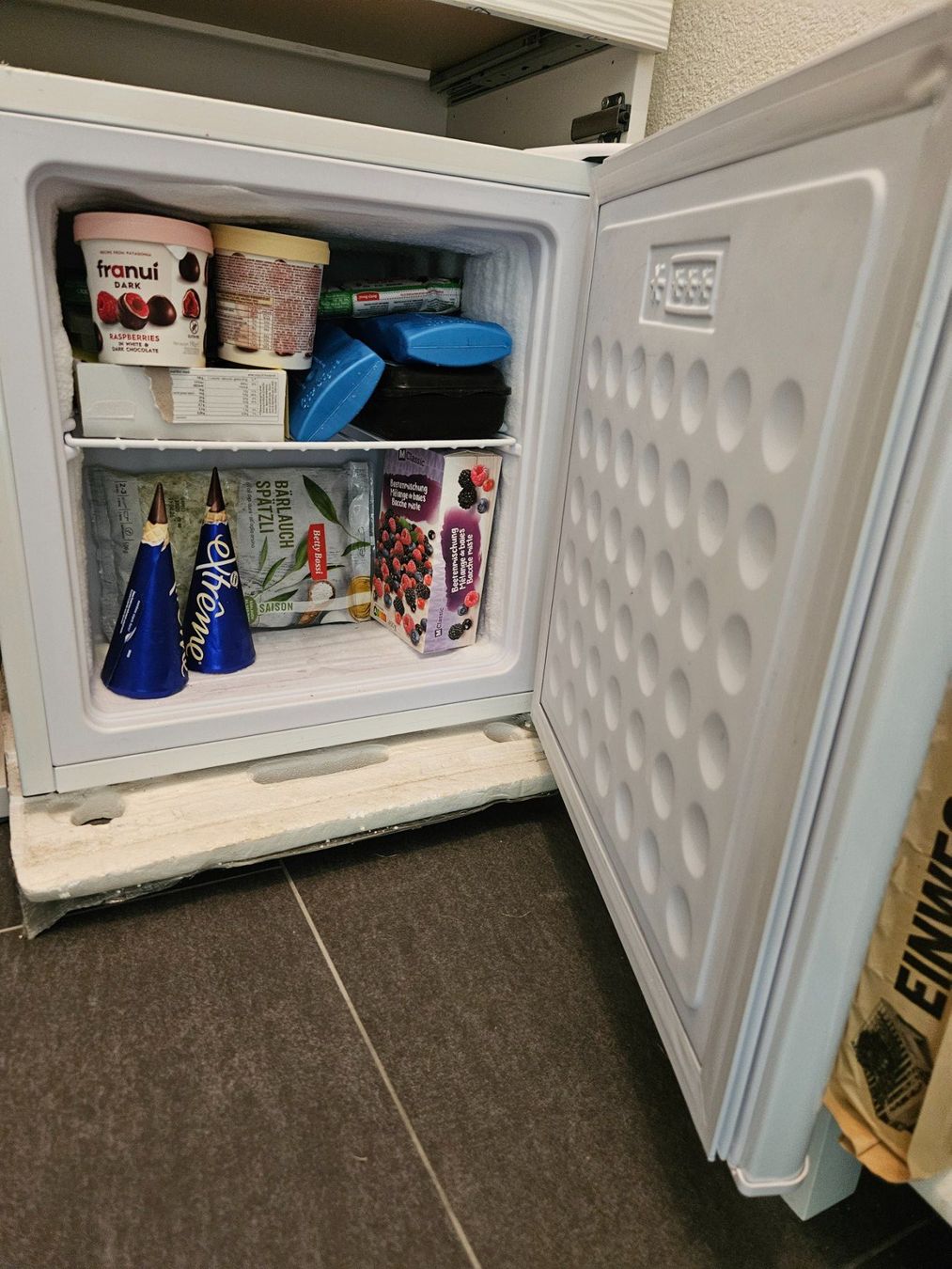 Congélateurs: Severin Gefrierschrank / Tiefkühler 32L  A++ – D'occasion à Birmensdorf ZH par kar_f86l 2