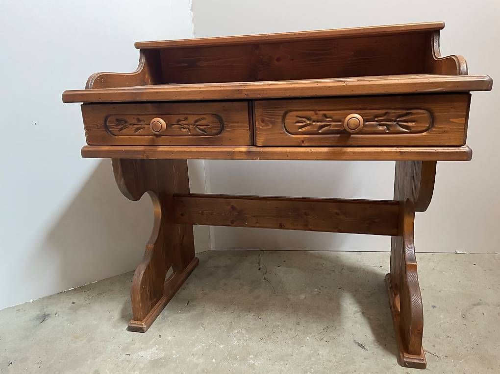 Scrivanie: Bureau valaisan – Usato da Botyre (Ayent) venduto da mos_z9sz 2