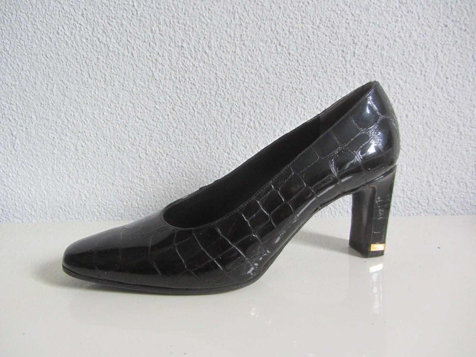 Scarpe da donna: FOGARIN - Vintage Lack Leder Pumps 37 – Usato da Zürich venduto da Diazaio 1