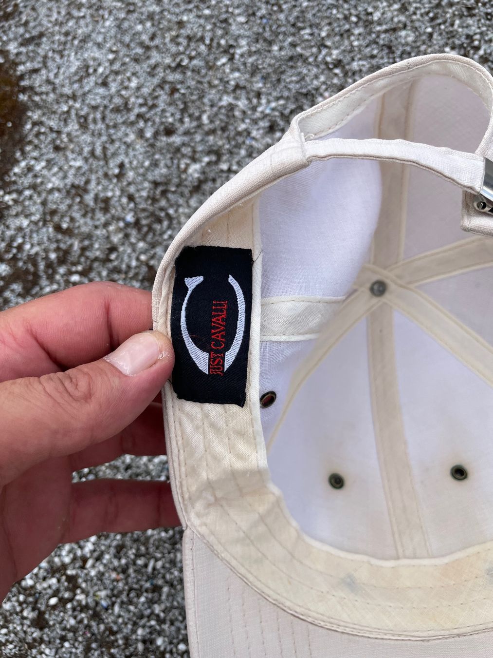 Hüte, Mützen & Caps: Vintage Y2K Cap Just Cavalli leather patch – Gebraucht aus Zürich von le_souk 5