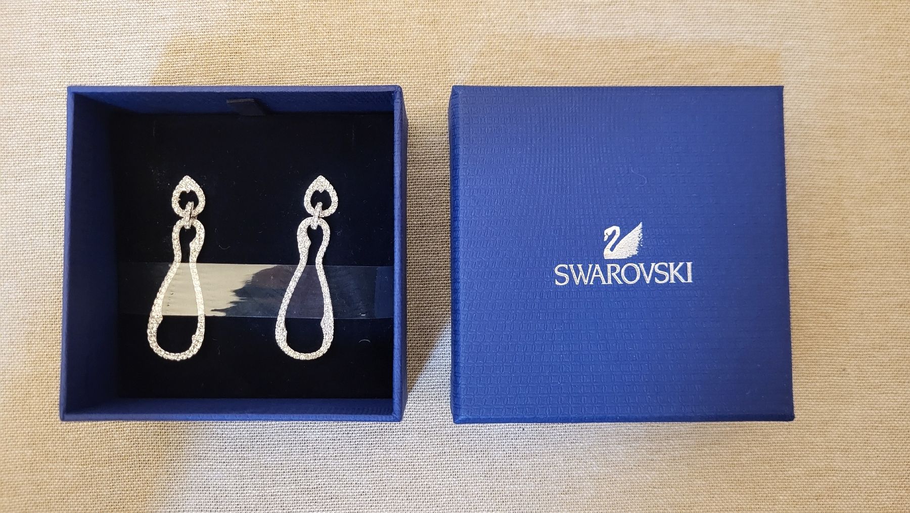 Swarovski Ohrringe & -stecker: BRAND NEW Swarovski Earrings – Neu und originalverpackt aus Zürich von tkind 1