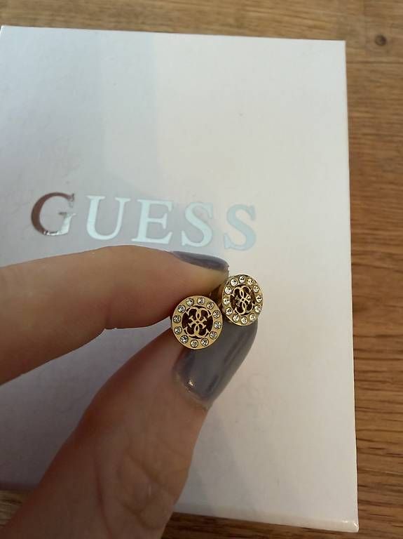 Guess Boucles d'oreille: Guess Ohrringe – D'occasion à Rickenbach b. Wil par assbe