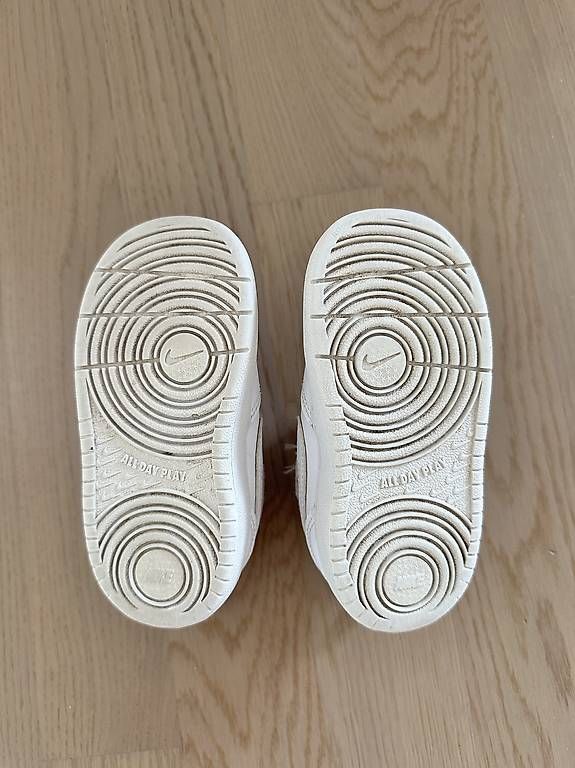 Chaussures garçon: Kleinkind Sneaker nike weiss – D'occasion à Malters par frangecko 3