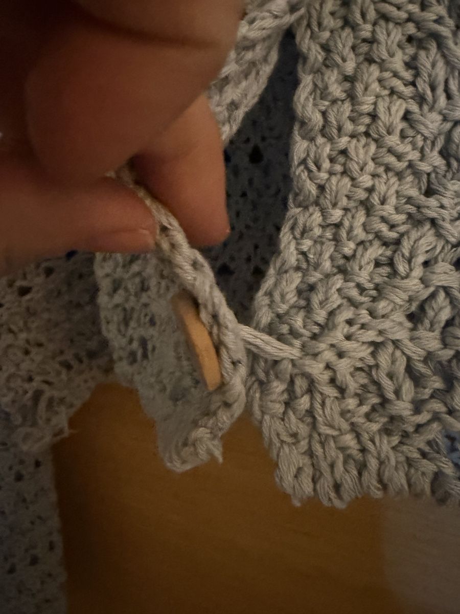 Pull&Bear Jacken: Strickjacke Pull&Bear hellblau Grösse L Defekt – Defekt aus Frenkendorf von lrhggrty 1