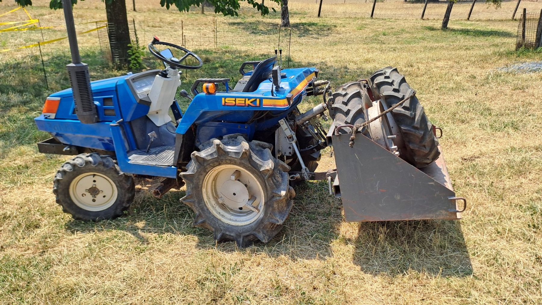 Iseki Trattori: Iseki TU140F Kleintraktor – Difettoso da Oberrohrdorf venduto da Steffzg 8