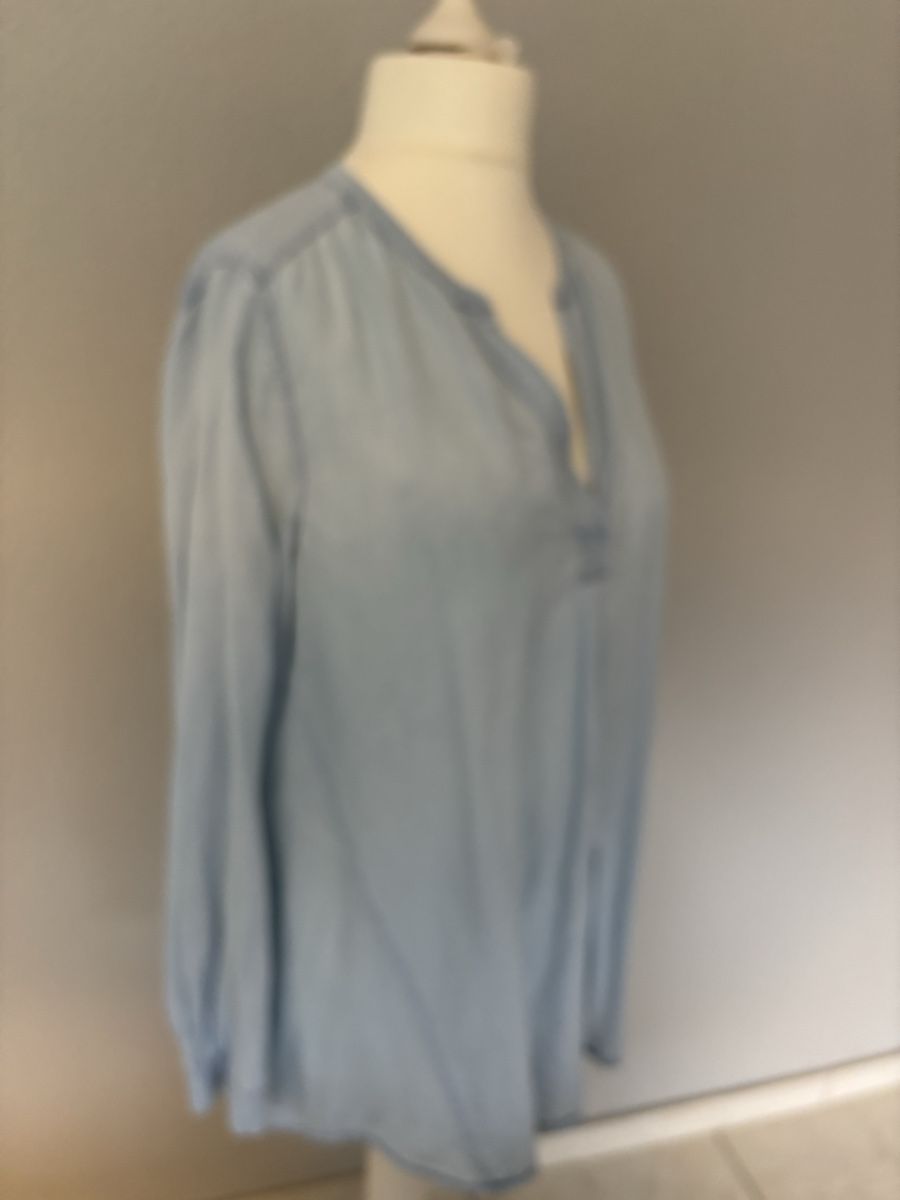 Lieblingsstück Tuniche: Lieblingsstueck Tunika Bluse Gr. 40 Hellblau Lyocell – Usato da Rothenburg venduto da Momo1302 1
