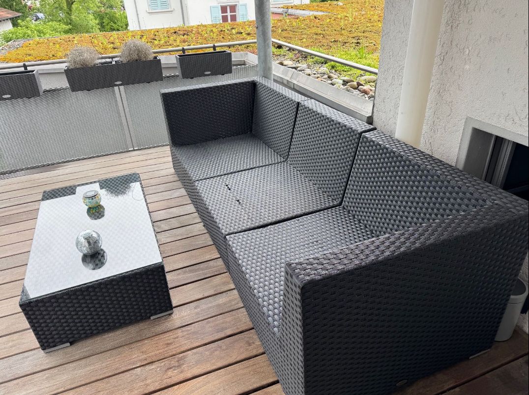 Divani: Lounge-Set Dunkelgrau mit Tisch – Usato da Adliswil venduto da mar_rhy7 1