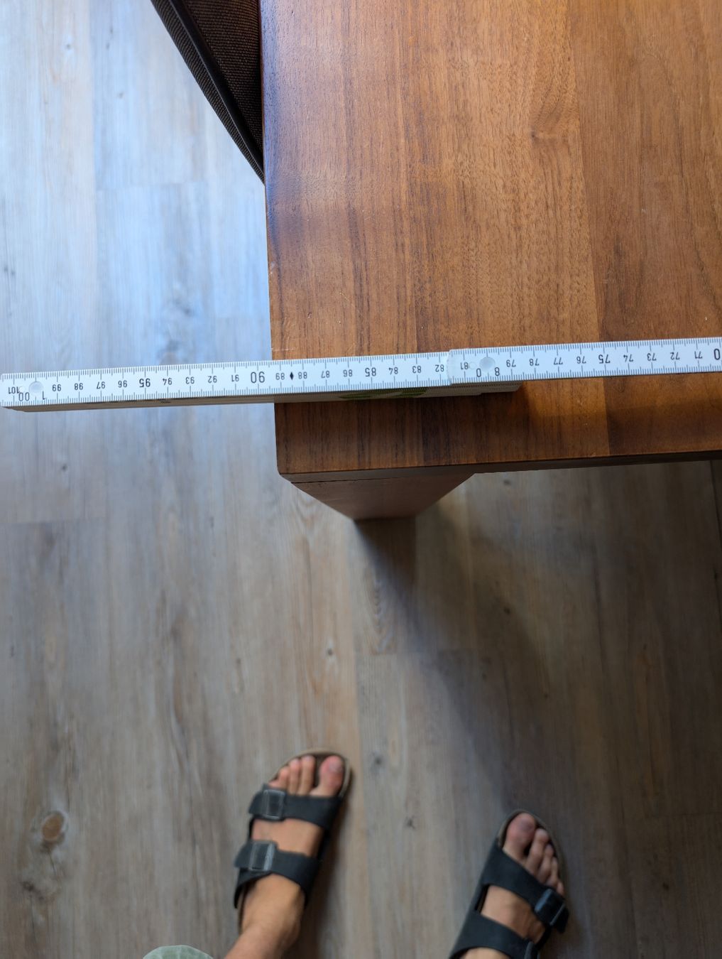 Tische: Nussbaumtisch inkl. Stühle  – Gebraucht aus Biel/Bienne von jul_8rdt 5