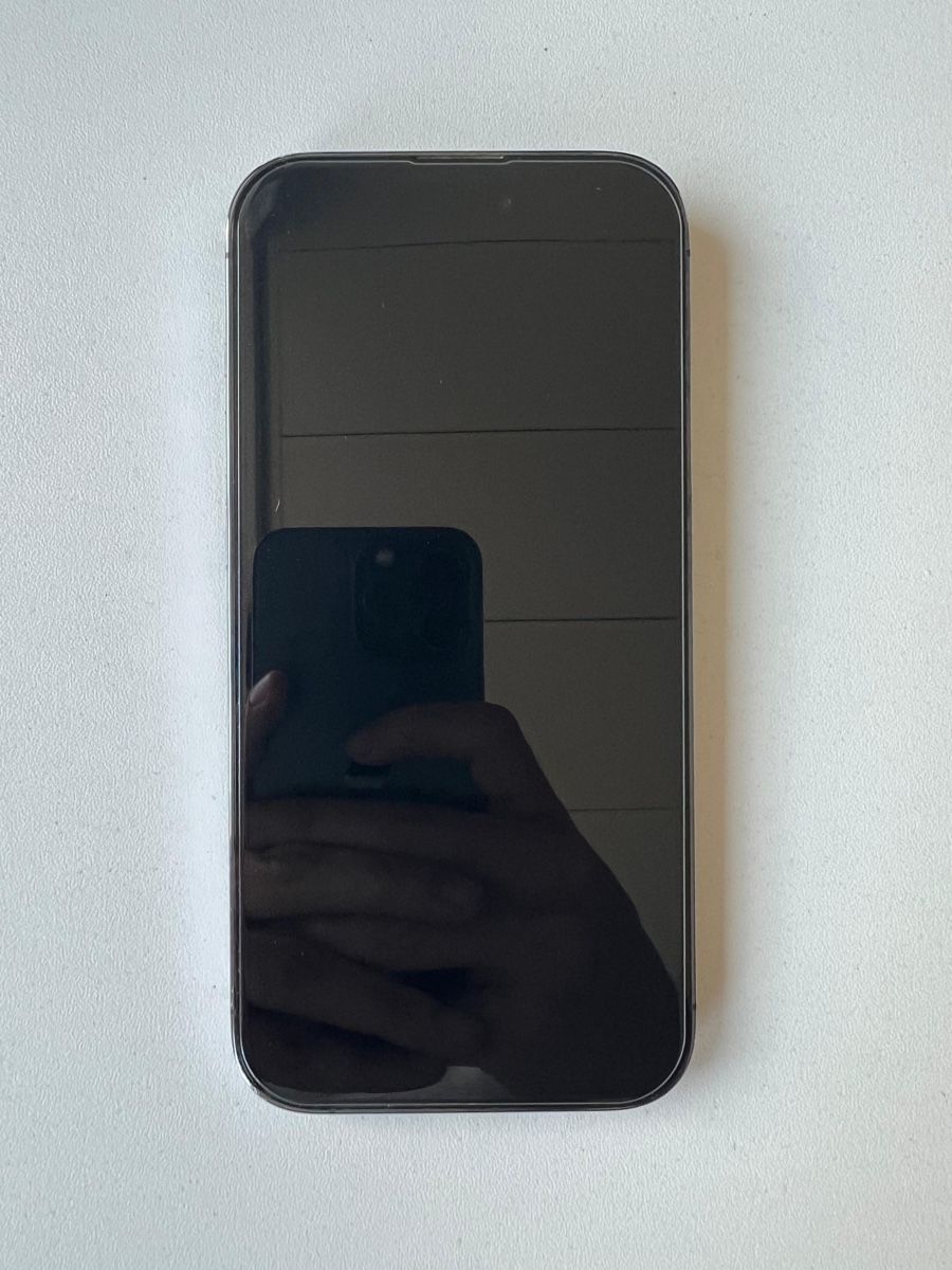Apple Handys / Smartphones: iPhone 14 Pro - 128GB - Zustand Gut – Gebraucht aus Wädenswil von GjonGjuraj 1