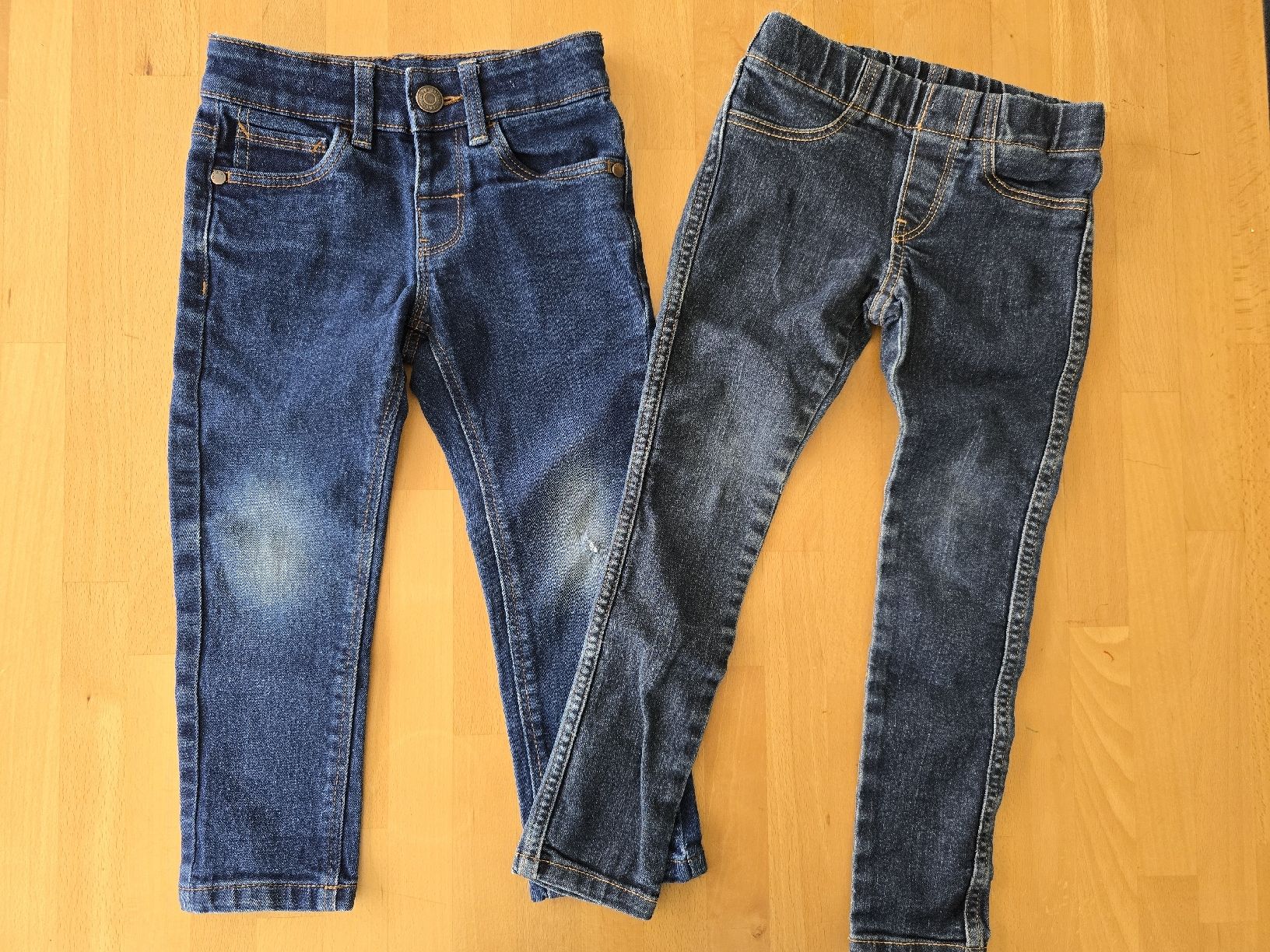 Pantalons: Hosen Gr.98 – D'occasion à Seedorf UR par Kali_fornia