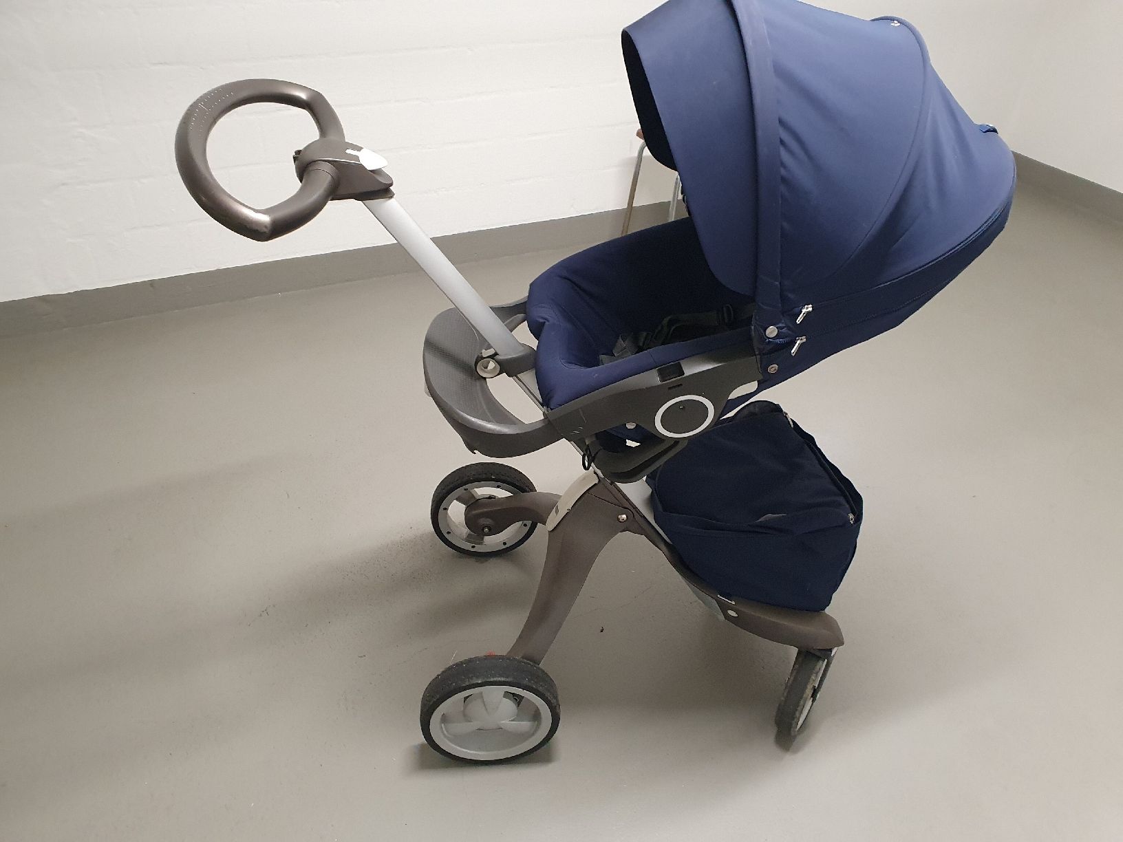 Stokke Carrozzine: stokke kinderwagen – Usato da Winterthur venduto da selamey