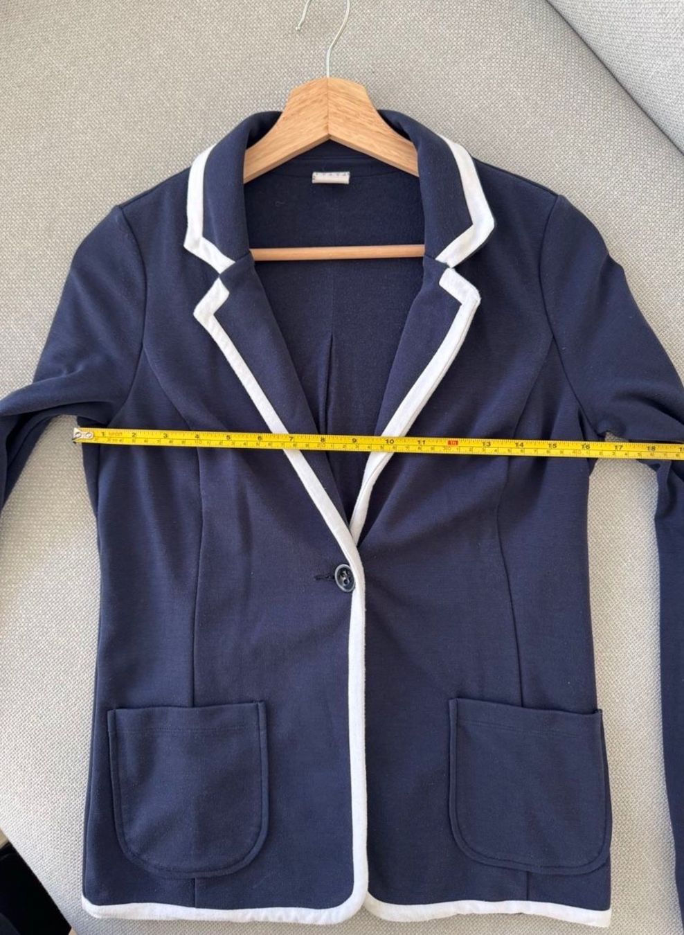 Esprit Giacche: Bequemer dunkelblauer Blazer von Esprit, S – Usato da Bülach venduto da VP7773 3