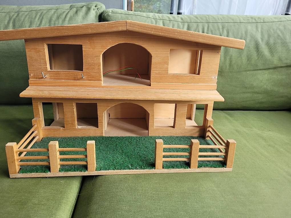 Casette per bambini: Bauernhof aus Holz – Usato da Zürich venduto da LenaS1986