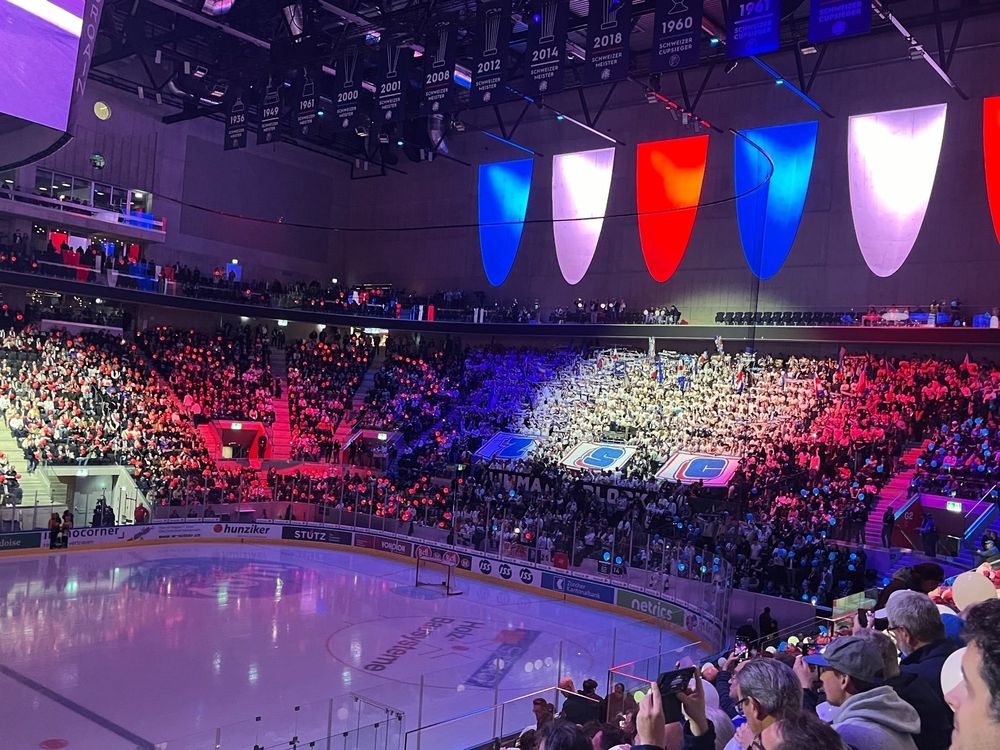 ZSC vs LHC / 16. April / 2 Tickets / Sektor F2 / Reihe 15 | Kaufen auf ...