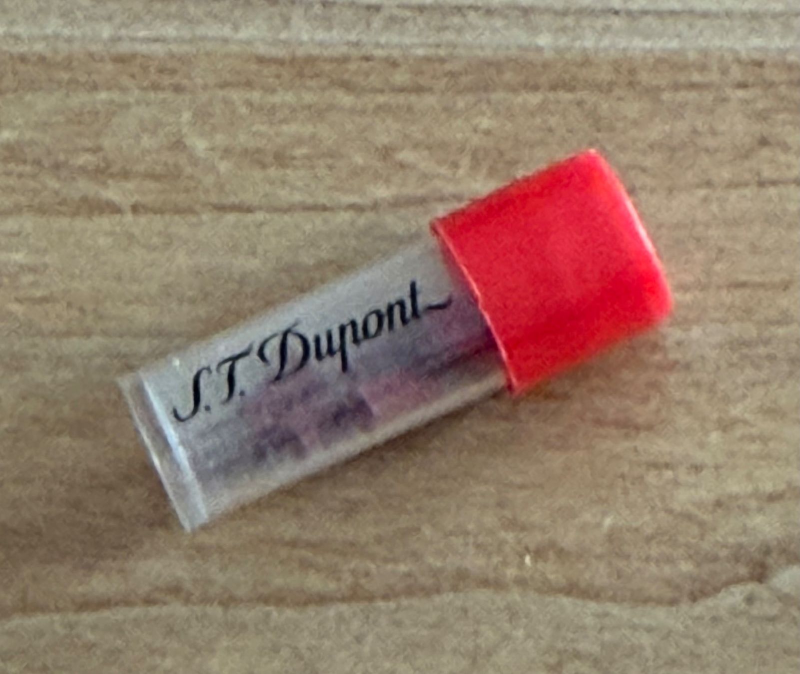 Dupont Accendini: S.T. DUPONT Feuerzeug Flint oder Feuerstein rot 900651 – Nuovo e nell'imballaggio originale da Embrach venduto da watchesandlighters 5