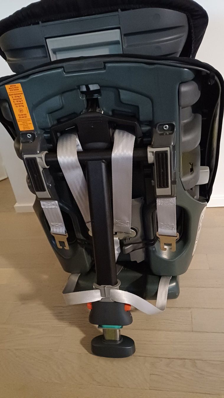 Britax Römer Seggiolini per auto: Kinderautositz Britax/Römer 9-25 kg – Usato da Frauenfeld venduto da Costanza01 2