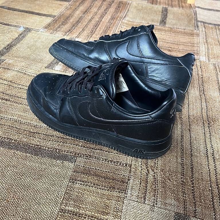 Nike Chaussures hommes: Nike Air Force One, taille 43, bon état – D'occasion à La Chaux-de-Fonds par bon_2569 1