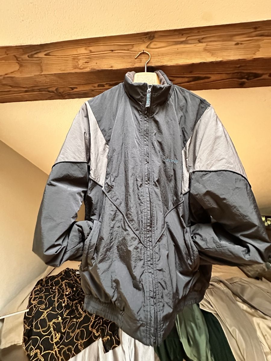 Urban Outfitters Jacken: Bomber Jacke Gr. L – Gebraucht aus Hinterkappelen von una066