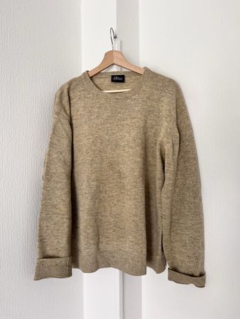  Peak Performance 100% Lambswool Sweater - Size L 