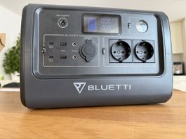 Bluetti EB70 Powerstation