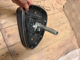 Sattel für Mofa oder Fahrrad schwarz mit Halterung