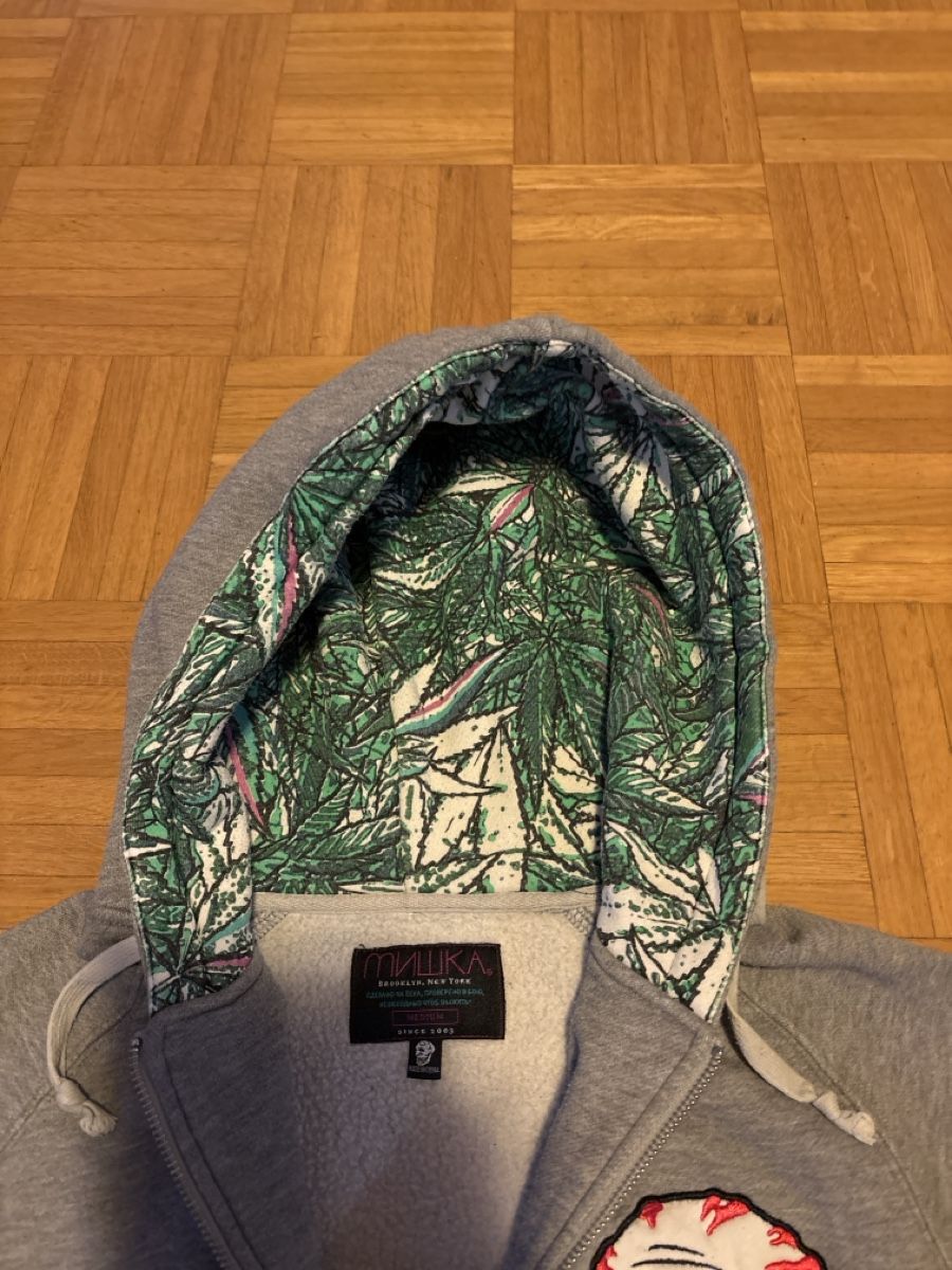 Gilet & Giacche: Jacquette à capuche grise - Taille M – Usato da thonex venduto da Ktoun 2