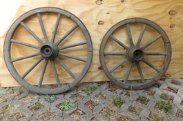 Holzwagenrad