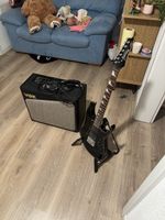 Ibanez E-Gitarre Set mit Verstärker und Zubehör