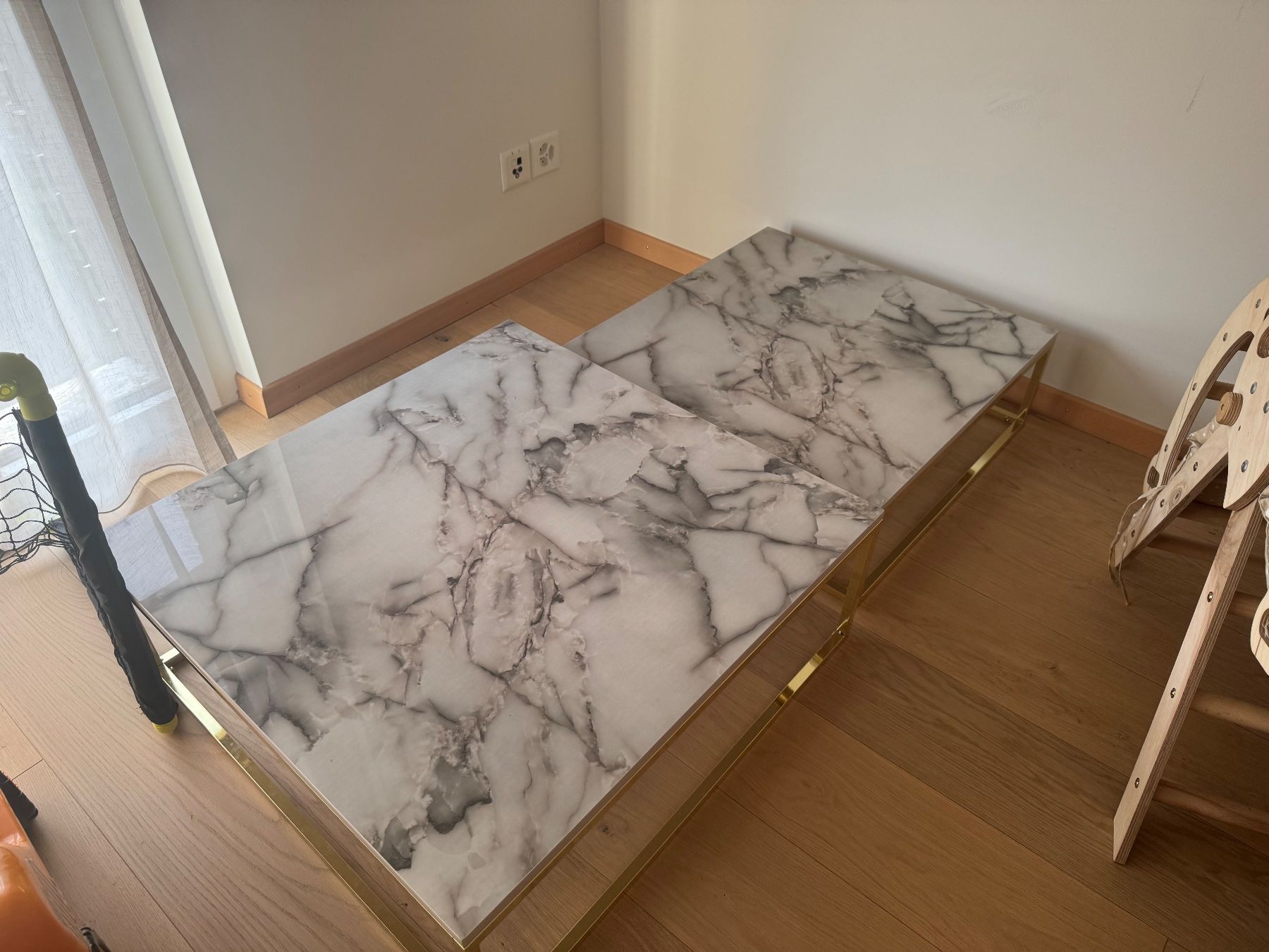 Tables: Salontisch – D'occasion à Othmarsingen par lin_dx6h 1