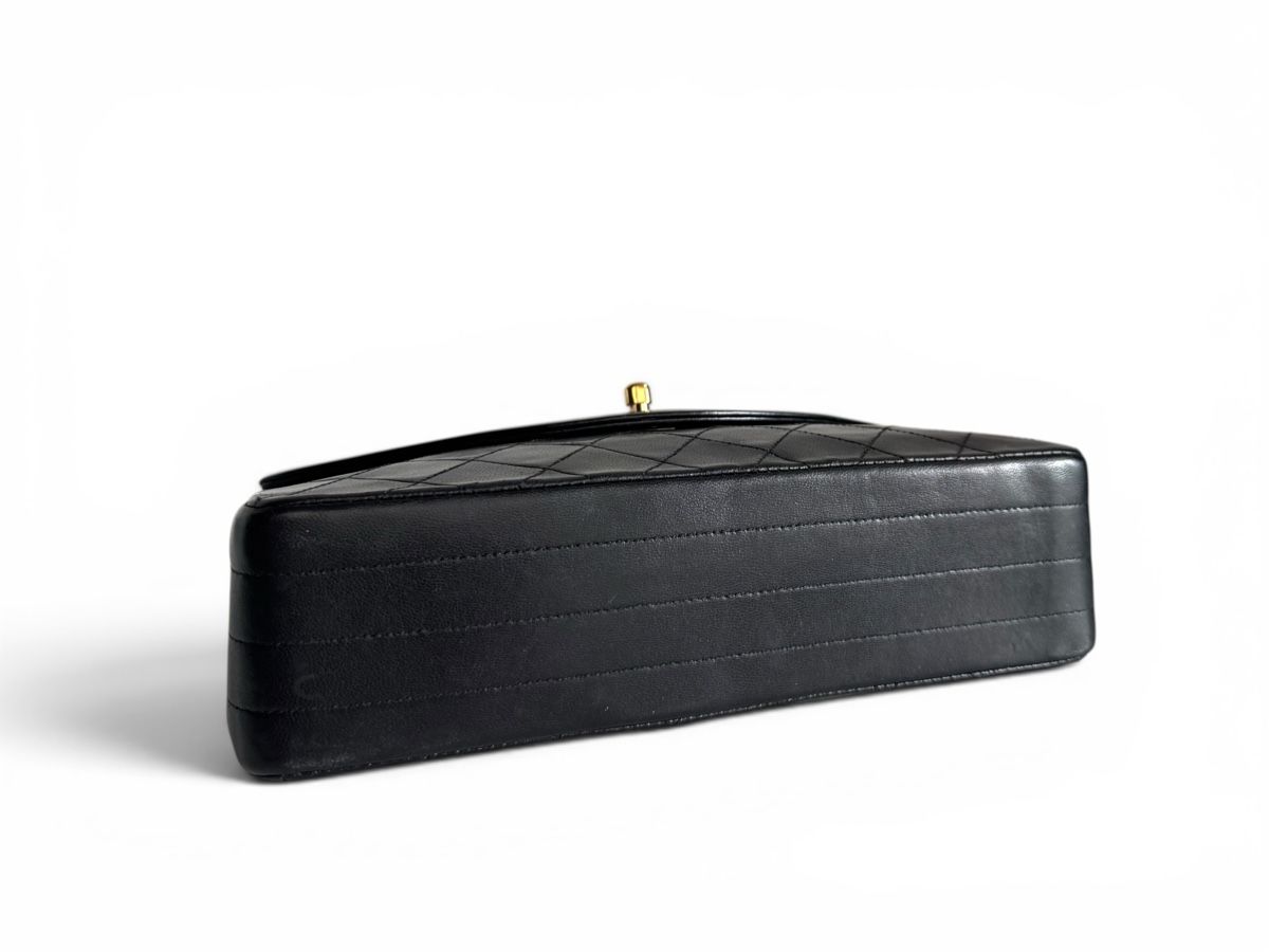 Chanel Taschen für Damen: CHANEL Lambskin Quilted Medium Single Flap Tasche – Gebraucht aus Kriens von hannaandkiko 5