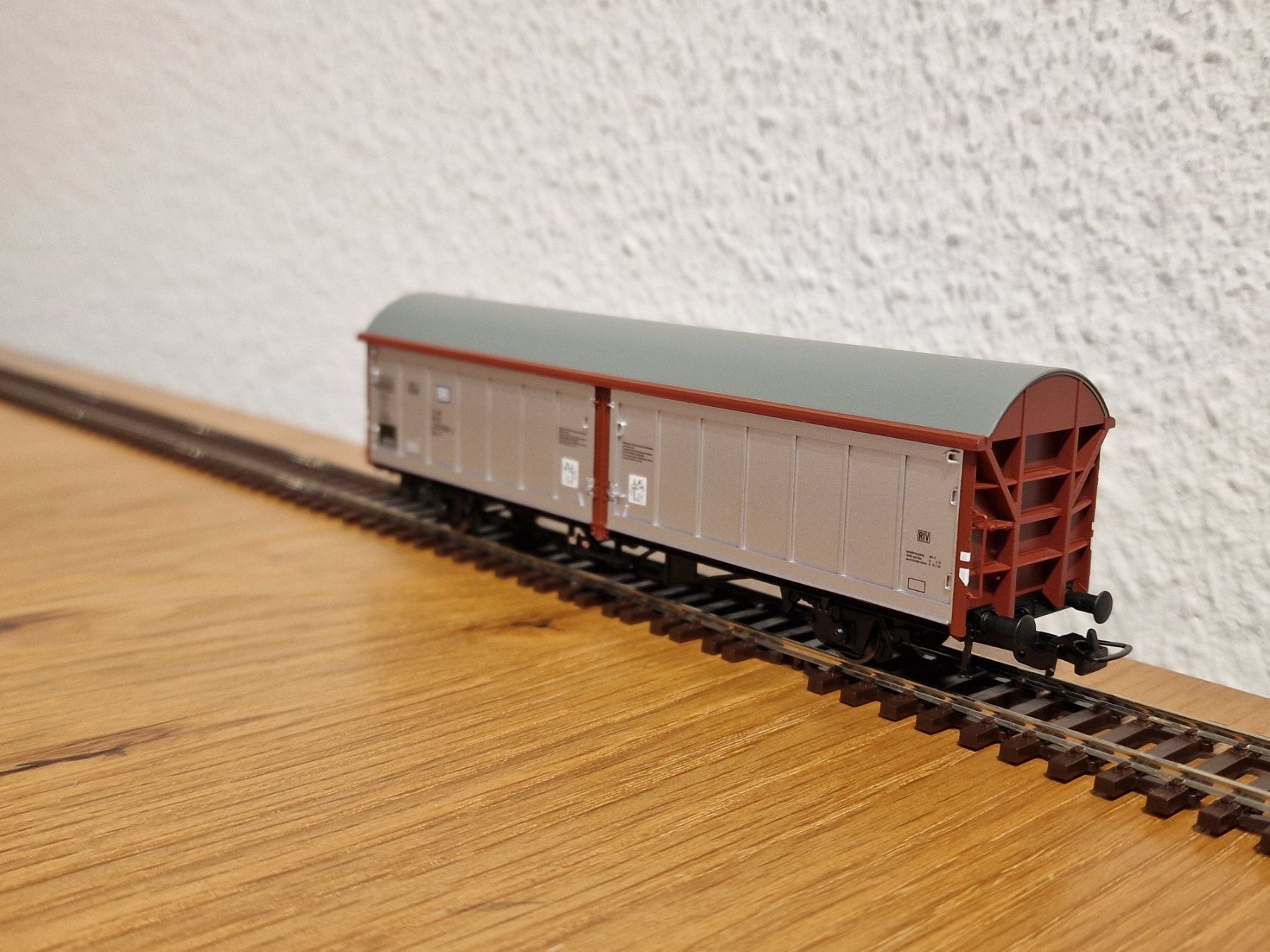 Piko Modelleisenbahnen: DB Schiebewandwagen H0 – Neu und originalverpackt aus Matten b. Interlaken von lor_hr9w 2