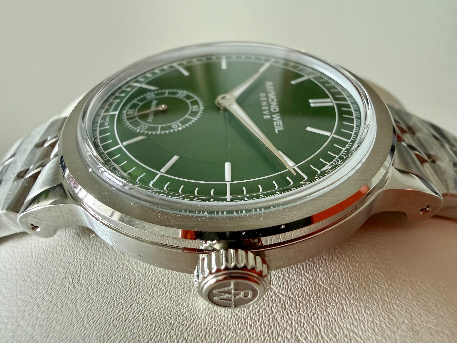 Raymond Weil Orologi: RAYMOND WEIL Millesime Petite Seconde Bleu Denim,Fullset2026 – Nuovo e nell'imballaggio originale da Le Mont-sur-Lausanne venduto da LycaGallery 4