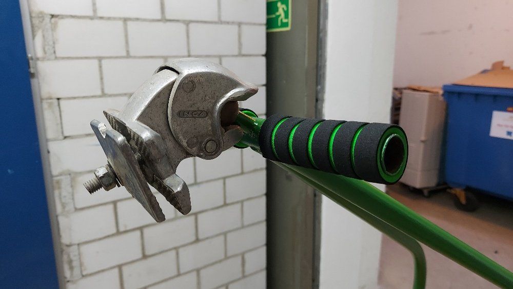 Ganci per rimorchio: Fahrrad Velo Mofa Anhängerkupplung INCA – Usato da Oberrohrdorf venduto da Sukiz13
